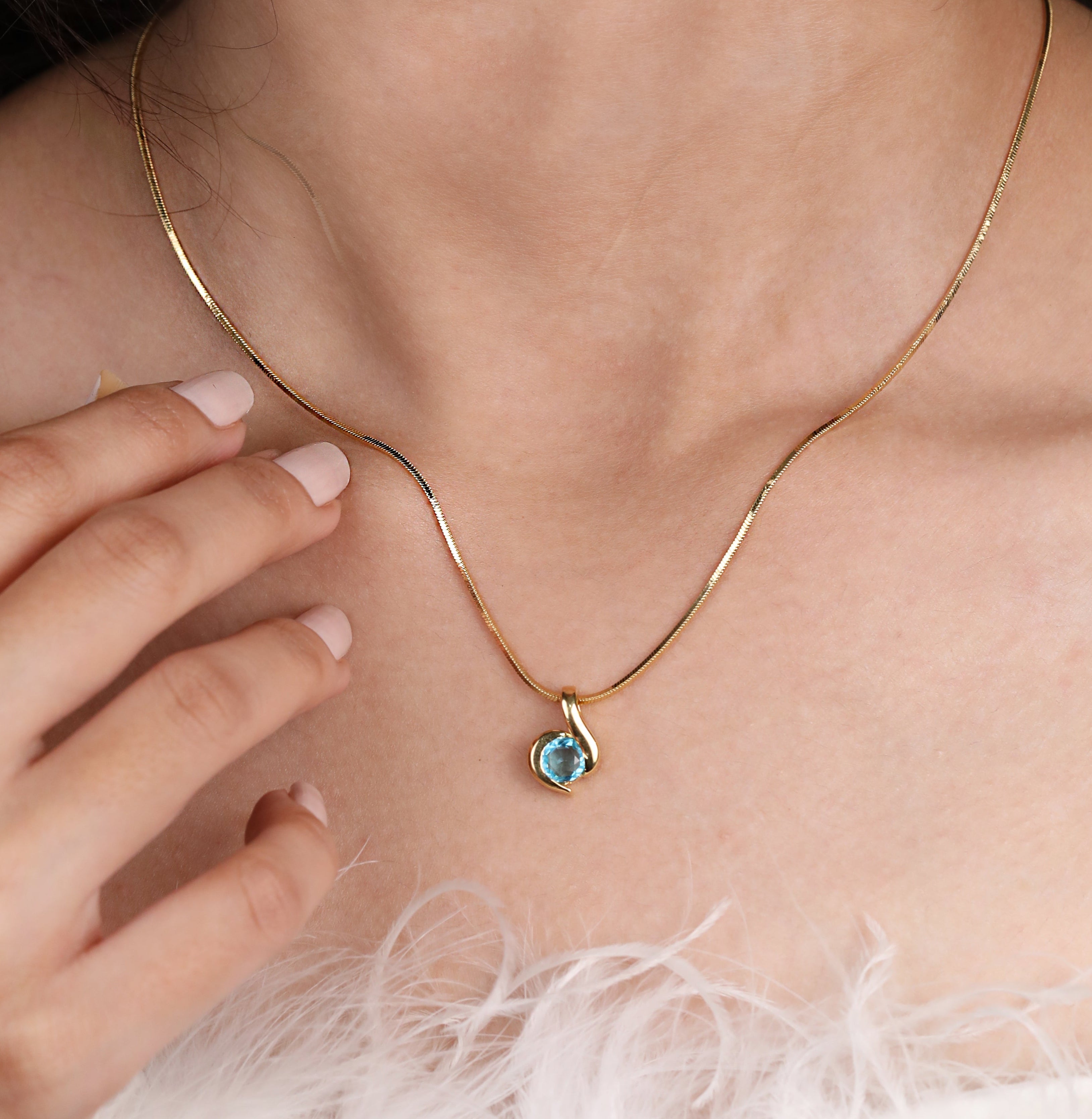 Aquamarine Solitaire Pendant